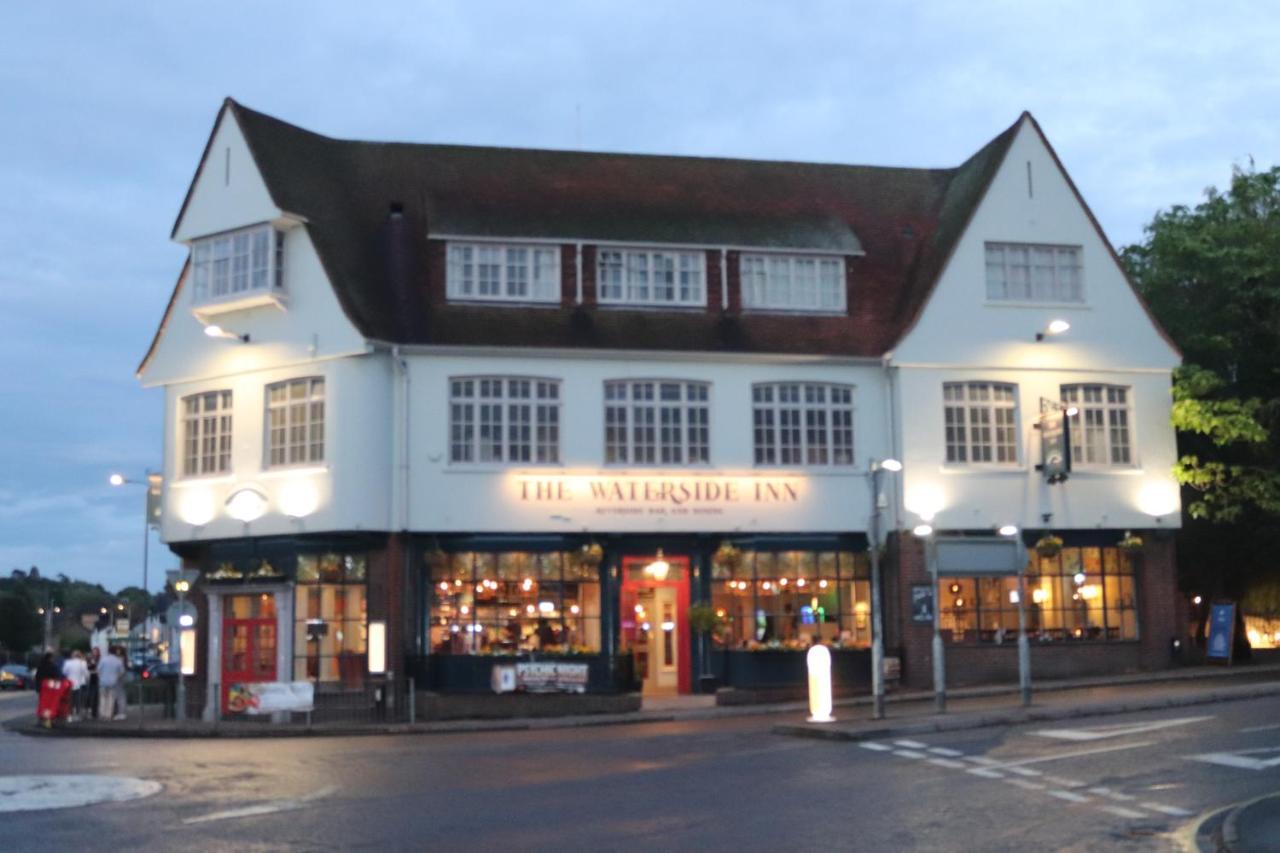 Grade I Listed Luxury Apartment In Hertfordshire Ware Buitenkant foto